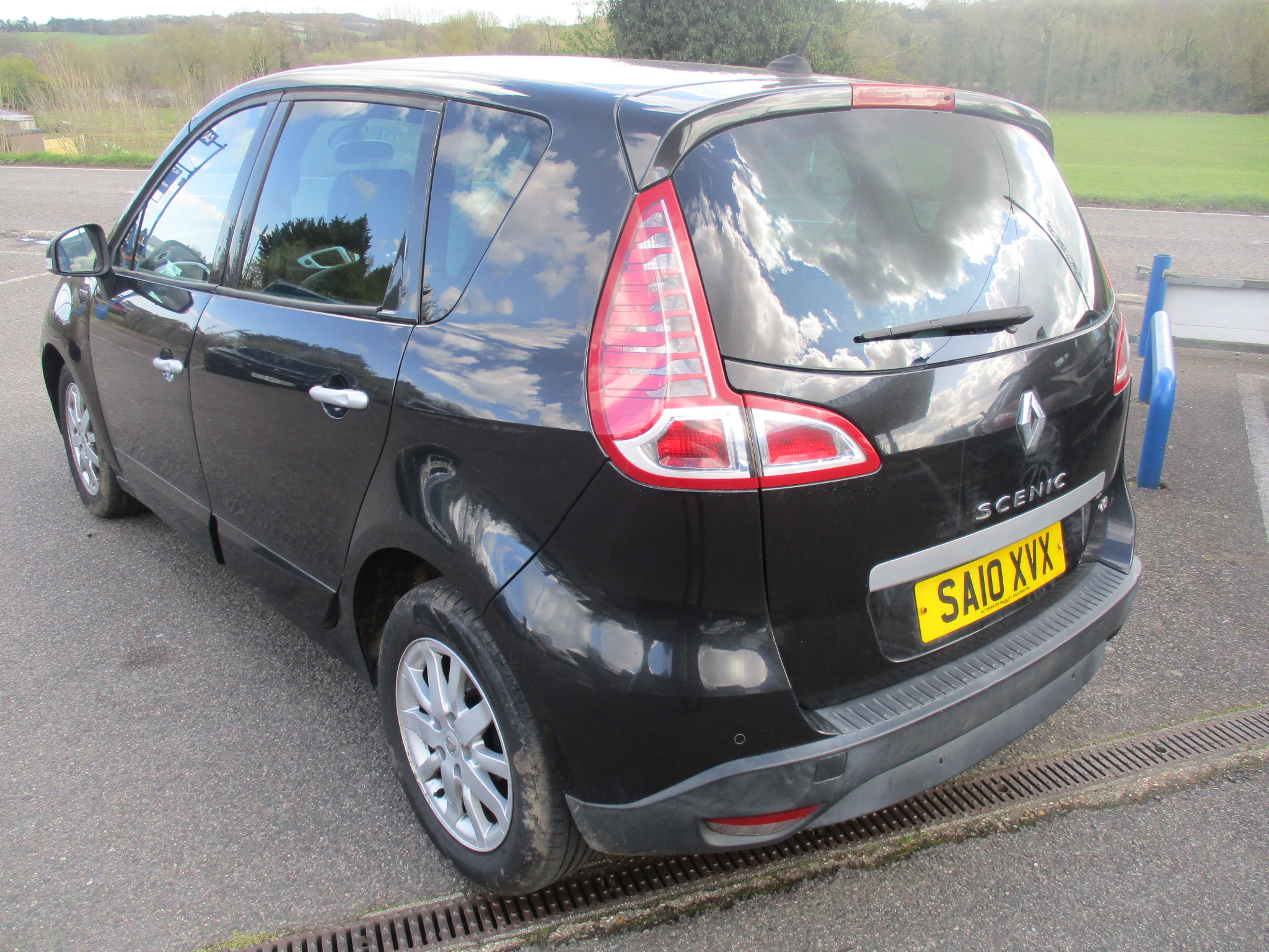 RENAULT SCENIC 1.5 DCI PRIVILEGE TT (TURBO DIESEL) 6 SPD 2010